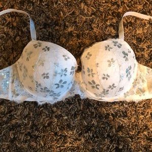 Victoria Secret Dream Angels Bra 32DDD
